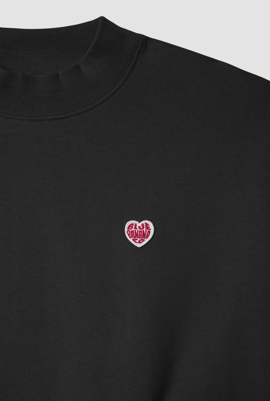 BLACK HEART WOMAN CREW