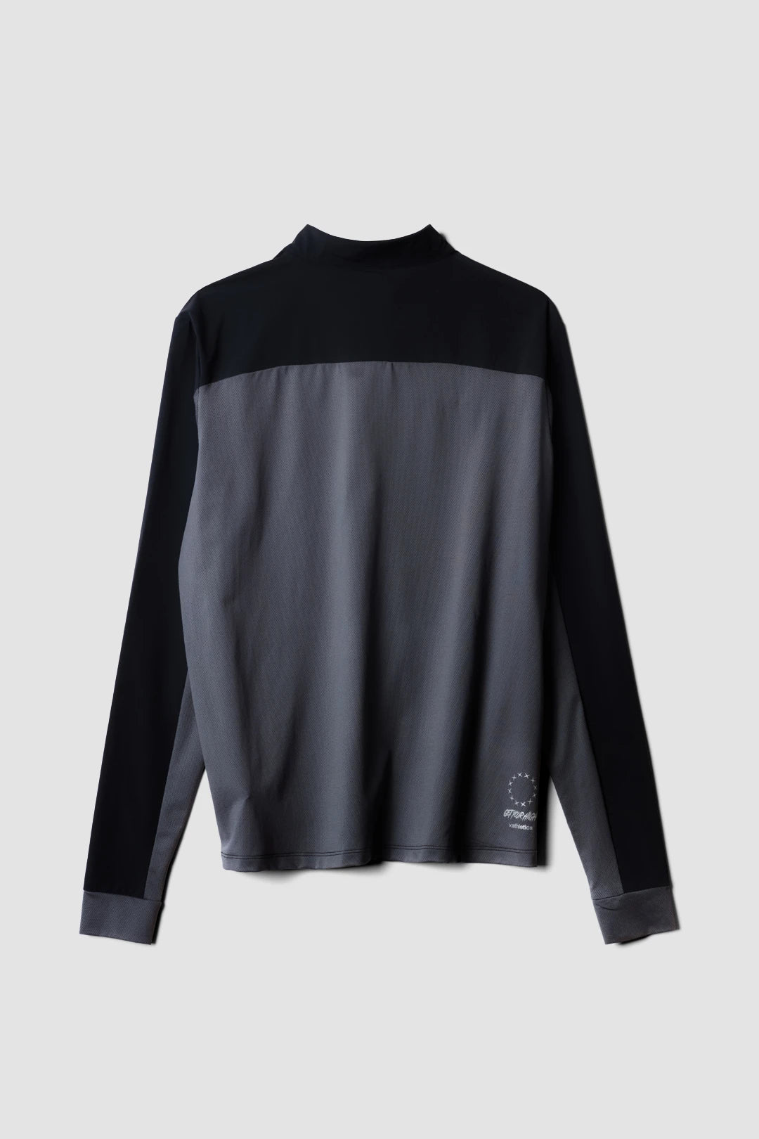 BLACK IN HALF ZIP CREW