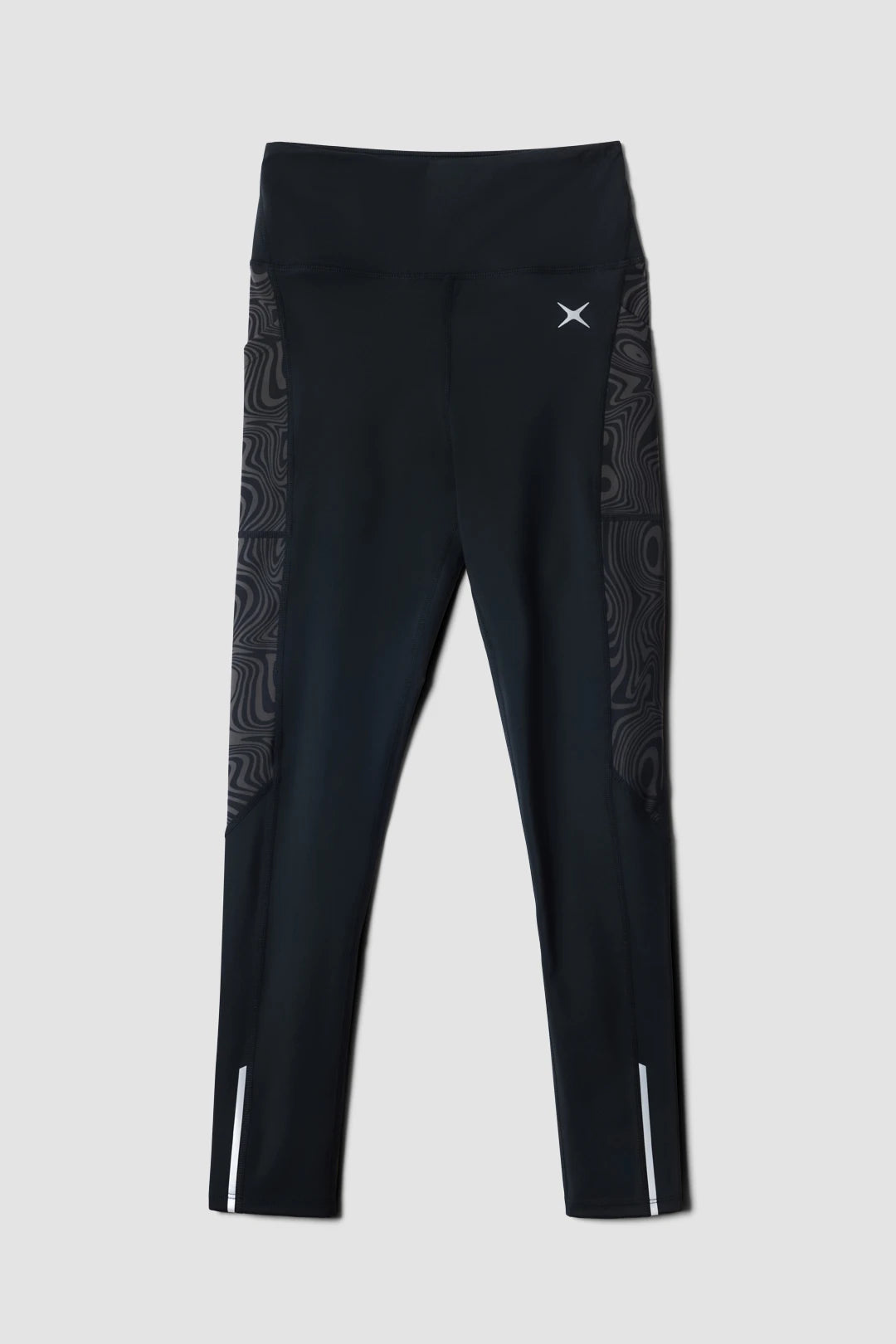 BLACK TRAIN WOMAN LEGGINS
