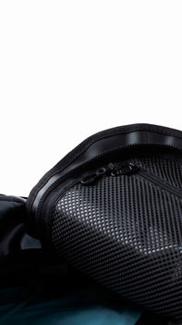 DEEP BLACK TRAINING DUFFLE BAG