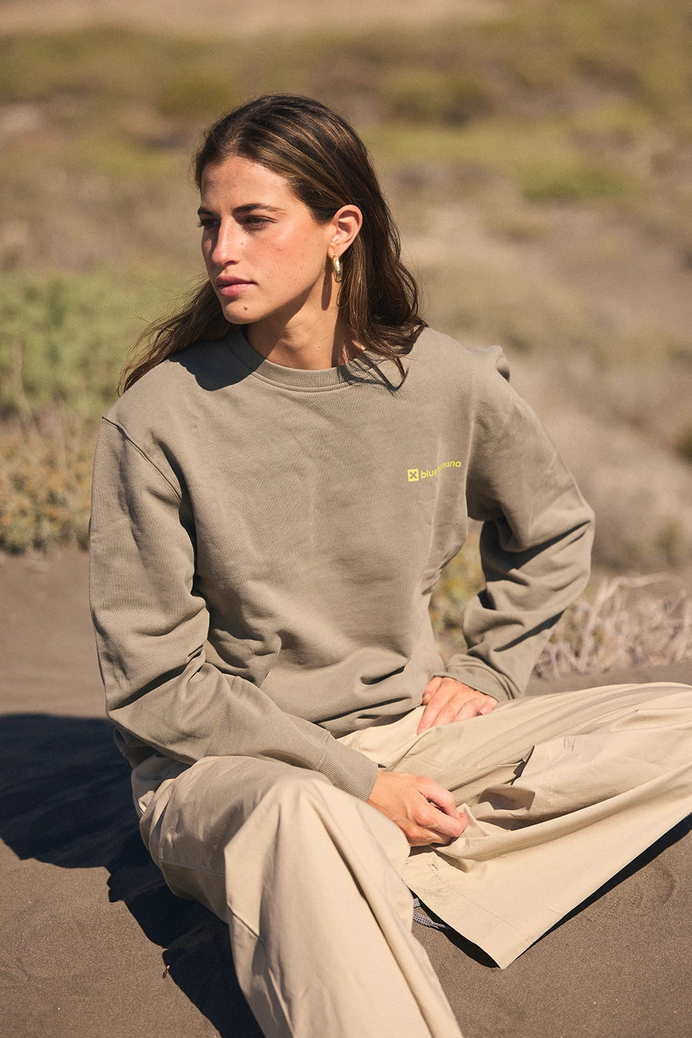 OLIVE GREEN GRAVITY CREW