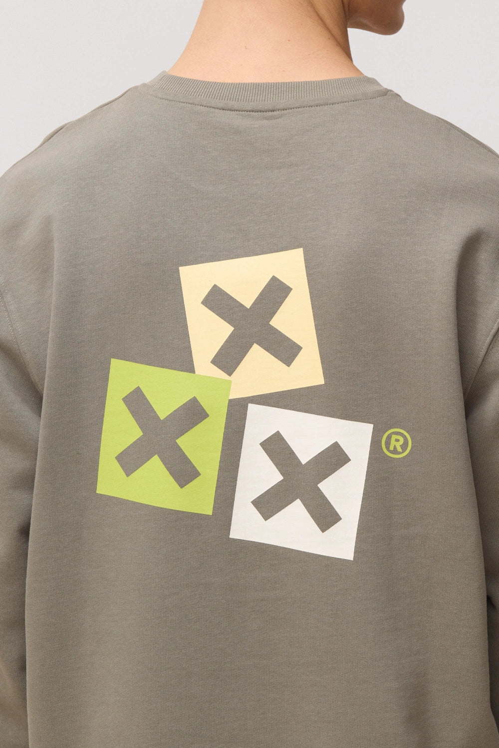 OLIVE GREEN GRAVITY CREW