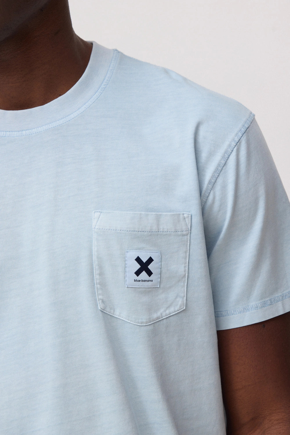FROST ICONIC TEE