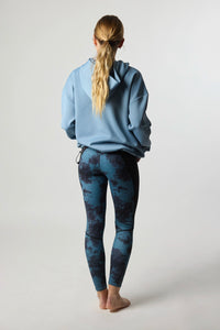 SUDADERA CON CAPUCHA TECH LIGHT BLUE