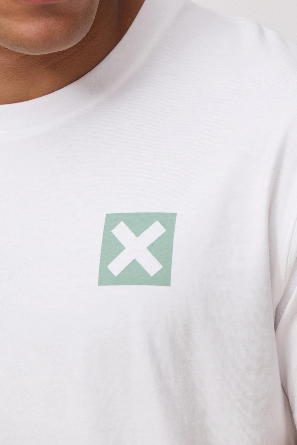 WHITE NATURE TEE