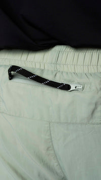PANTALÓN CORTO TRAIL GLACIAR GREY