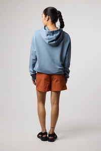 SUDADERA CON CAPUCHA ICONIC SKY BLUE