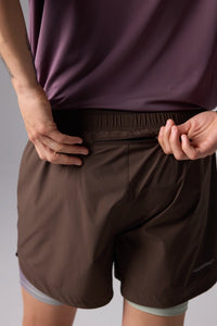 SOLID BROWN TRAIL SHORTS