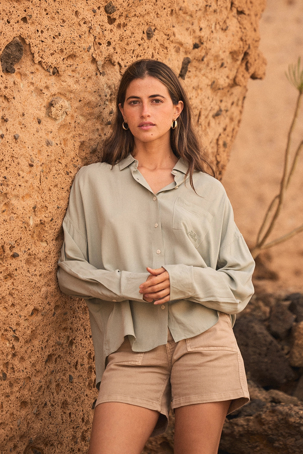SAGE WASHED WOMAN SHIRT